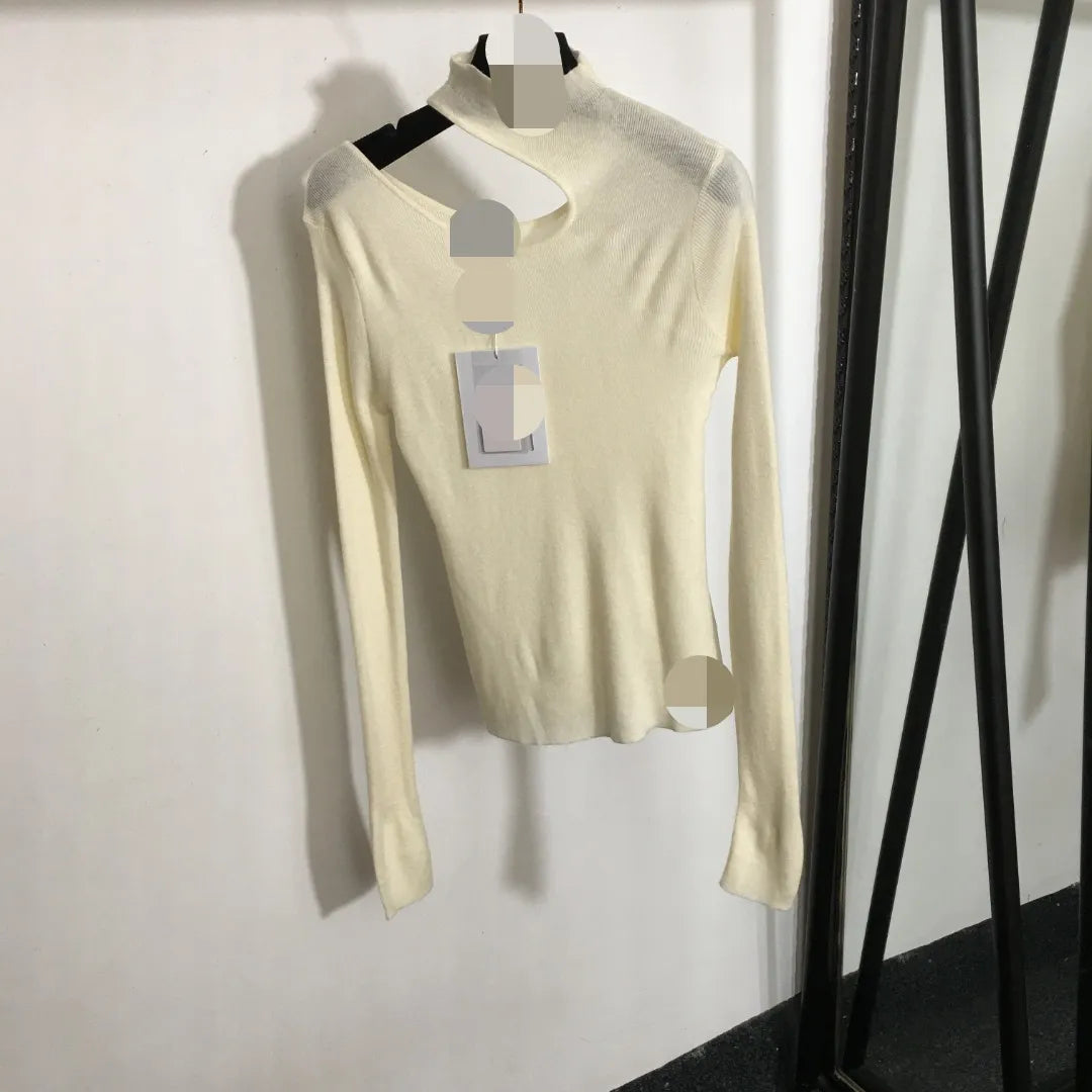 703 2024 Autumn Brand Same Style Sweater Long Sleeve Crew Neck Beads Fashion Womens White Clothes High Quality Womens 20244749